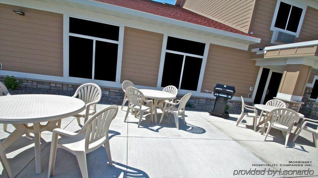 American Inn & Suites Parkers Prairie Restoran fotoğraf